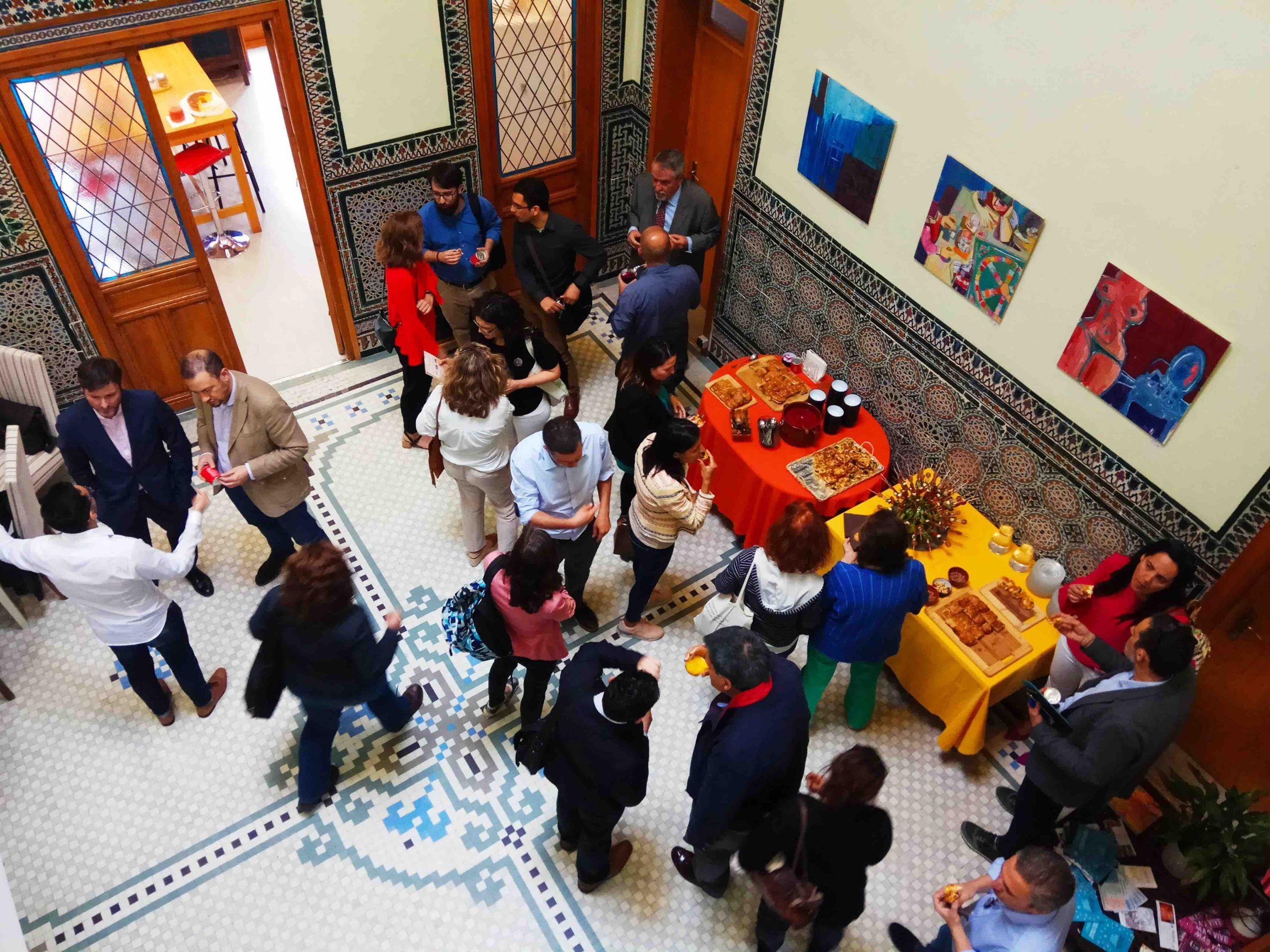 Una fotograf&iacute;a de una reuni&oacute;n social destinada al Networking Solana
